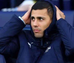 尊龙凯时-曼城中场阵容