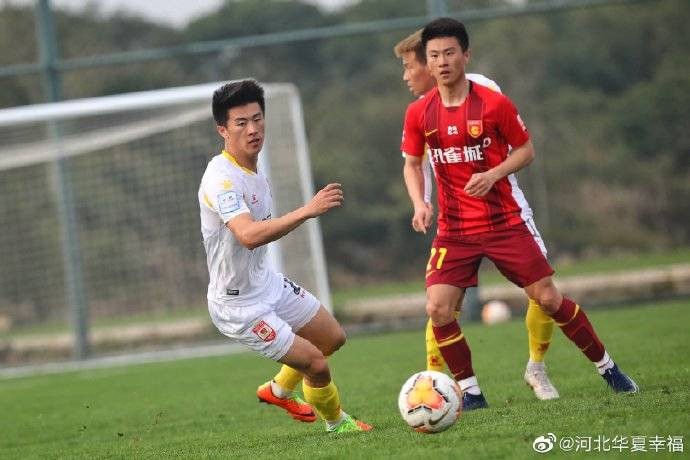 热身赛火拼展开高手之间对决激烈(现场气氛活跃热烈)