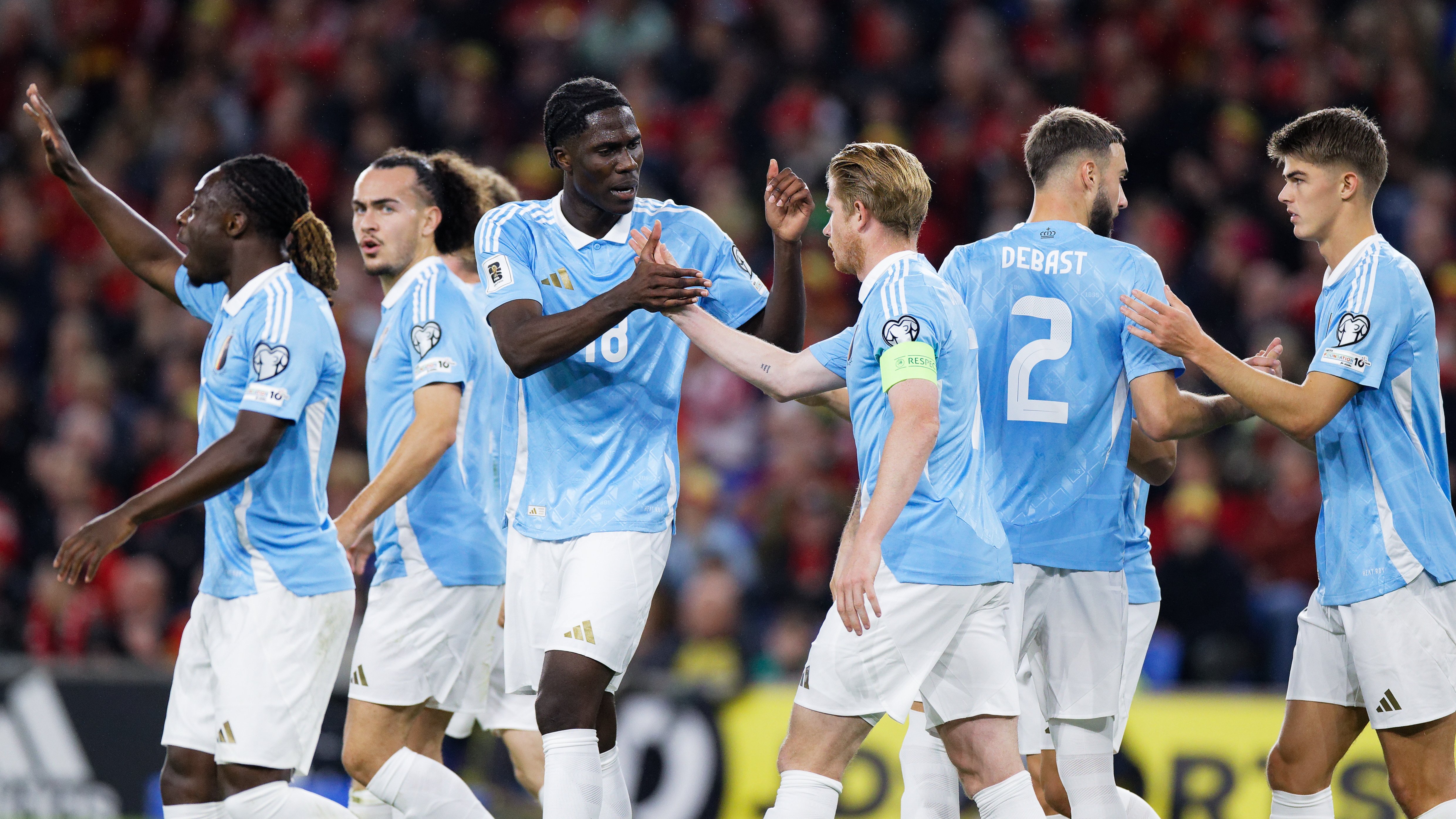 比利时队大胜晋级,确认参加世界杯的球员